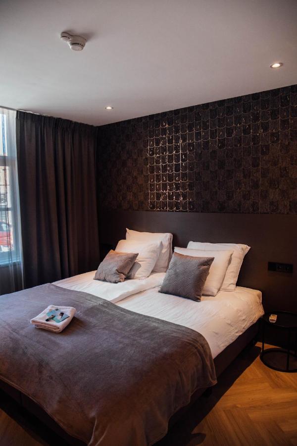 Harbour Suites Boutique Hotel Монникендам Экстерьер фото