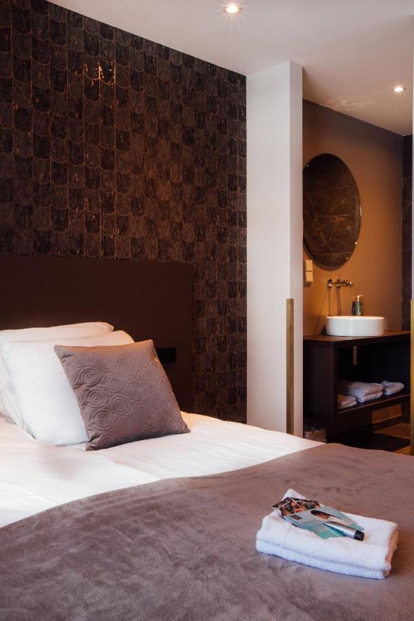Harbour Suites Boutique Hotel Монникендам Экстерьер фото