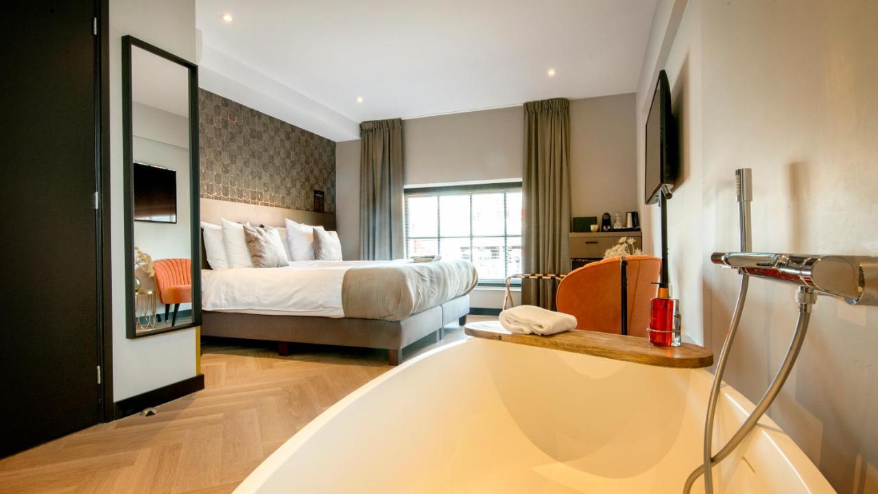 Harbour Suites Boutique Hotel Монникендам Экстерьер фото
